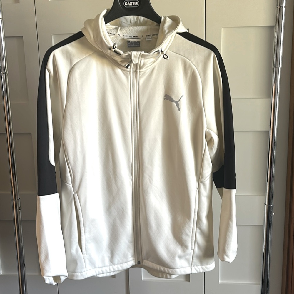 Men’s Puma cream & black zip up hoodie. Size Large. Great condition!